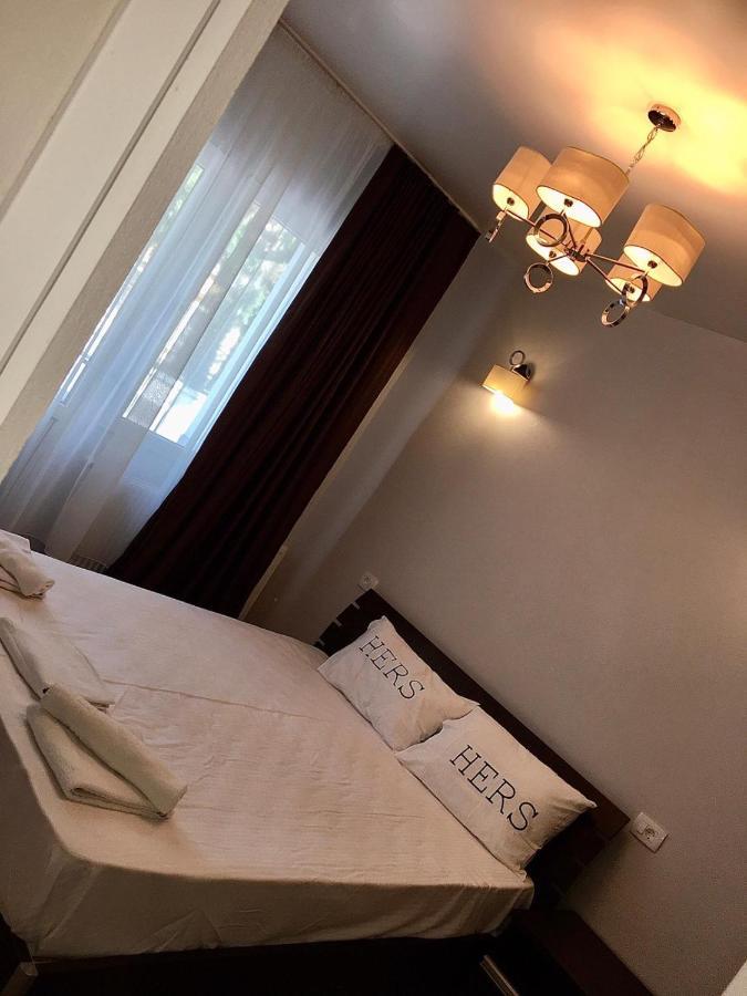 Modern Apartament Central Old Town Braşov Exteriör bild